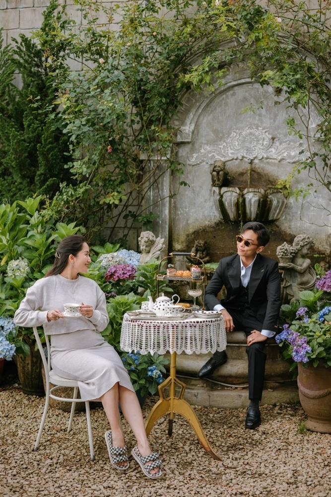 Khánh Thi - Phan Hiển cho con trai học nhảy ở Italy-2