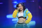 Nữ rapper Liu Grace gây sốt với giọng ca độc lạ và gu thời trang táo bạo
