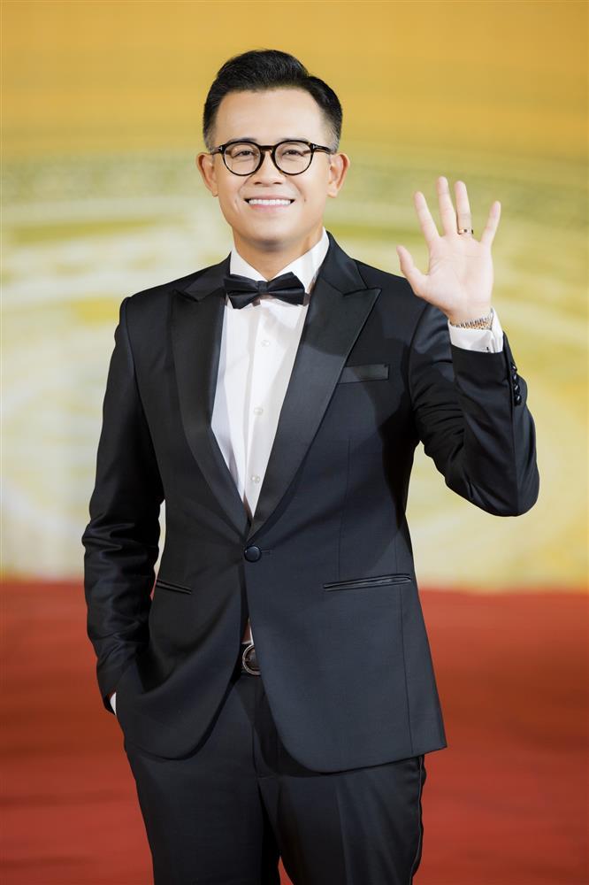 BTV ấn tượng nhất VTV: Vợ luôn ăn cơm muộn, ngủ muộn chờ tôi về nhà-1