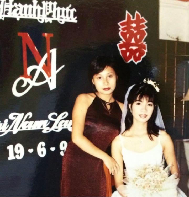 NSƯT Võ Hoài Nam khoe loạt ảnh cưới hơn 20 năm trước với bà xã kém 12 tuổi-3