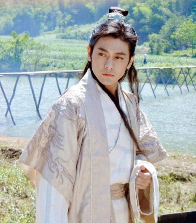 1 năm sau tai nạn nghiêm trọng, cuộc sống và diện mạo Lâm Chí Dĩnh thay đổi ra sao?-1