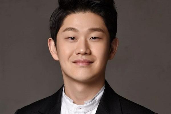 Nam ca sĩ giả mắc ung thư qua đời-3