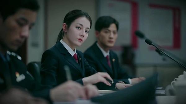 Phim mới của mỹ nhân Tân Cương Địch Lệ Nhiệt Ba gây thất vọng-2