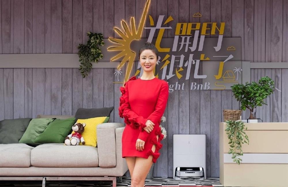 Lâm Tâm Như mặc váy với quần lót bé nhất thế gian-1