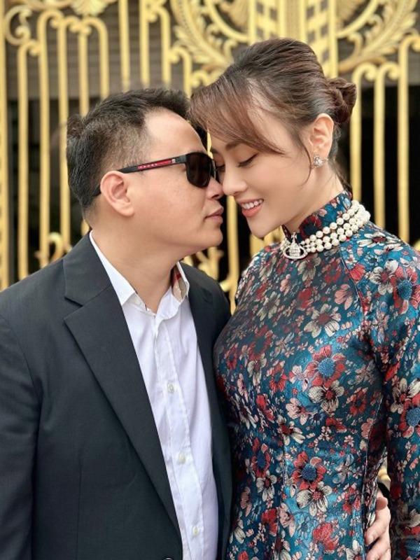 Mẹ Shark Bình nói gì khi con trai đi bước nữa với Phương Oanh?-2