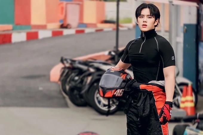 Chàng ca sĩ Bắc Giang điển trai bị hot girl chuyển giới từ chối hẹn hò-4