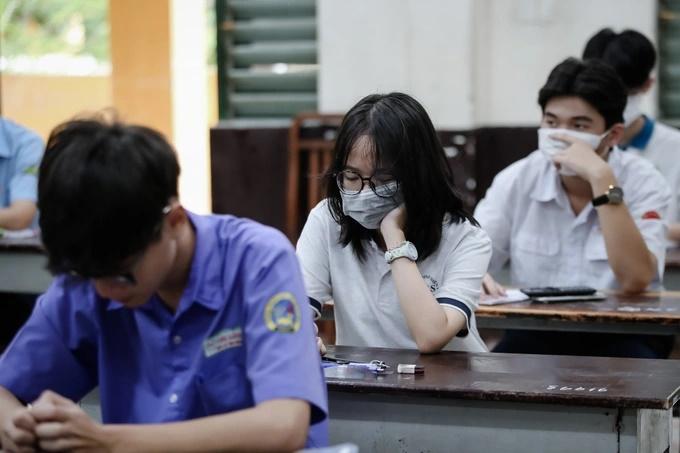 Có điểm lớp 10, trẻ lập nhóm cấm bố mẹ khoe-2