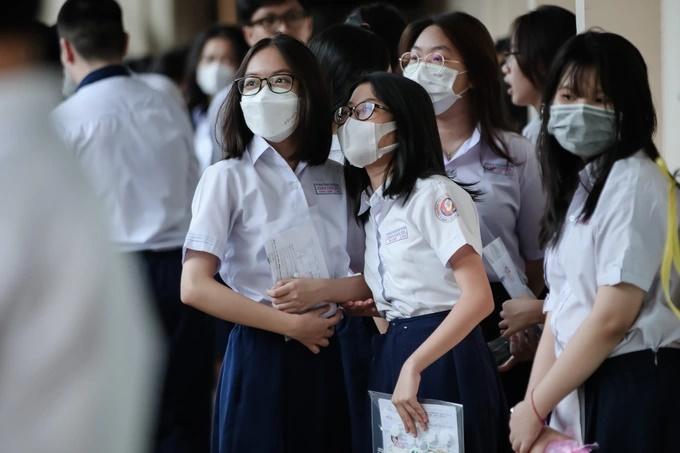 Có điểm lớp 10, trẻ lập nhóm cấm bố mẹ khoe-4