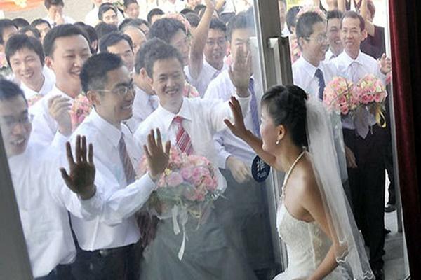 Yêu người đàn ông có vợ, cô gái bẽ bàng trước câu nói của trẻ 3 tuổi-2