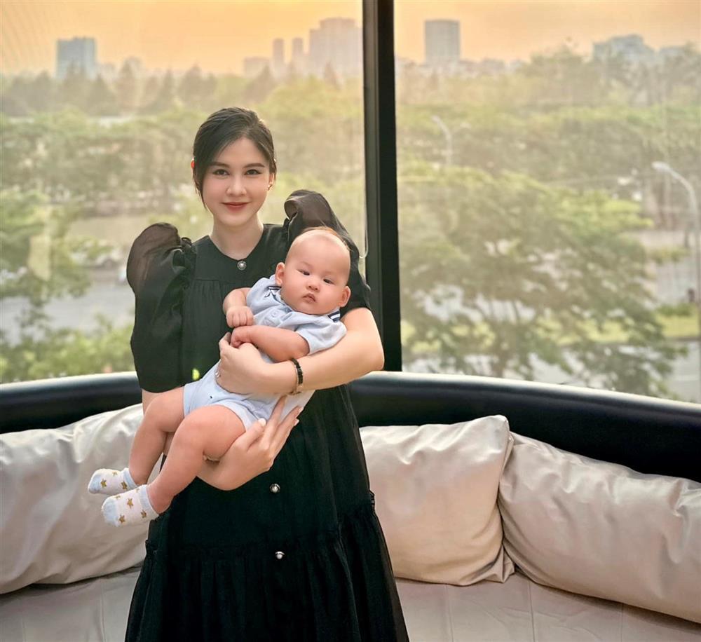 MC từng được Đỗ Mỹ Linh xin vía giờ than thở xập xệ sau sinh-5