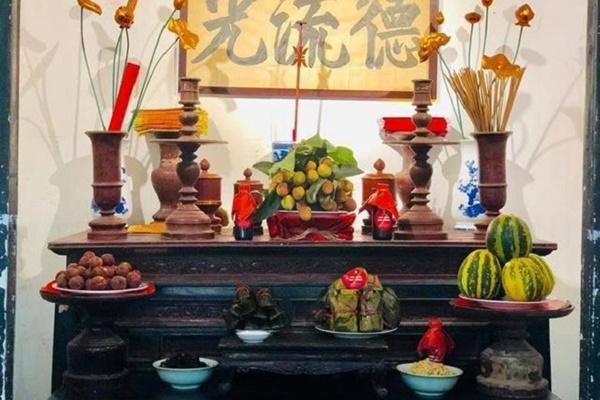 7 nguyên tắc vàng trong bố trí bàn thờ nhà chung cư giúp gia chủ may mắn, tiền tài-6