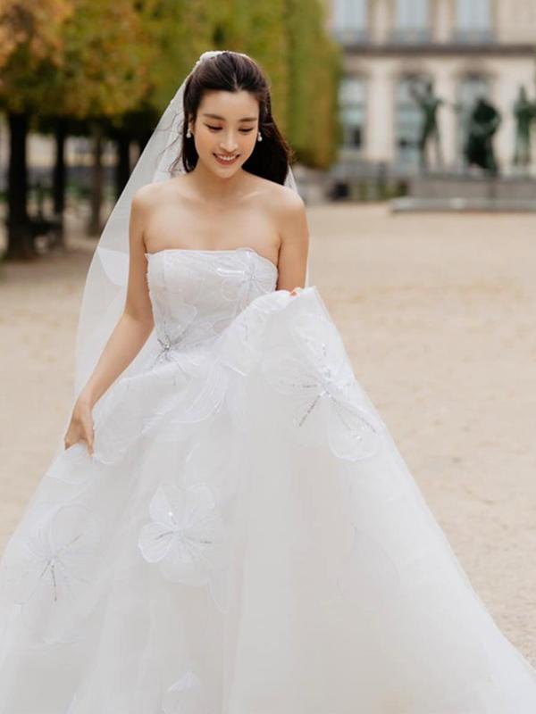 Đỗ Mỹ Linh bị lộ ảnh cưới chưa bao giờ công bố giữ tin đồn ở ẩn dưỡng thai-4