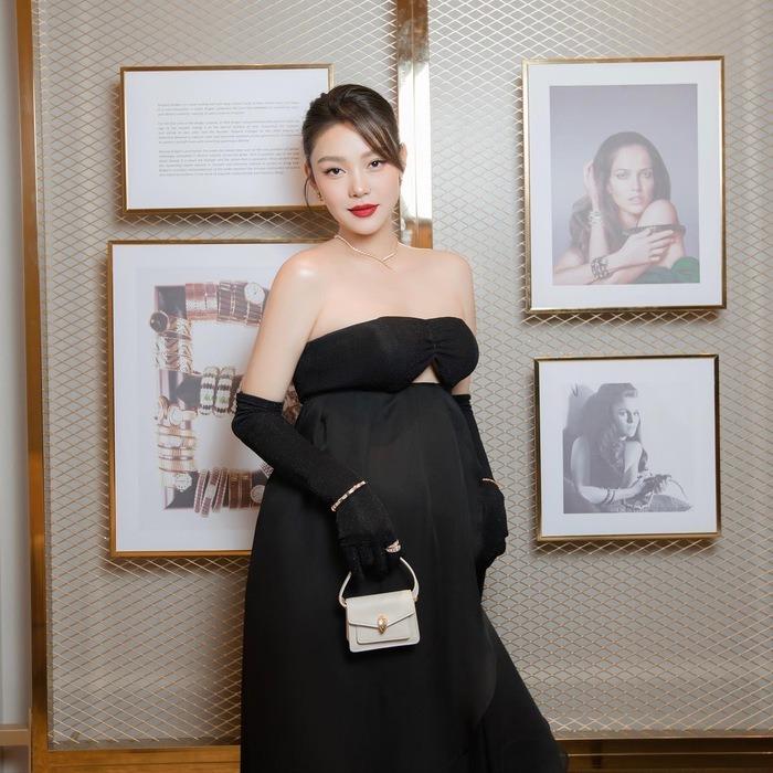 Bà bầu Minh Hằng rạng rỡ trong ngày sinh nhật-3