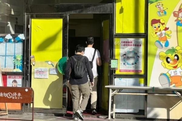 Chủ cơ sở mầm non ở Hải Phòng bị tố đánh trẻ không ngơi tay-4