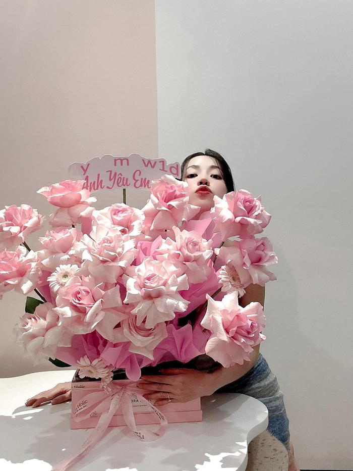 Puka dự sinh nhật mẹ Gin Tuấn Kiệt giữa nghi vấn hẹn hò-3