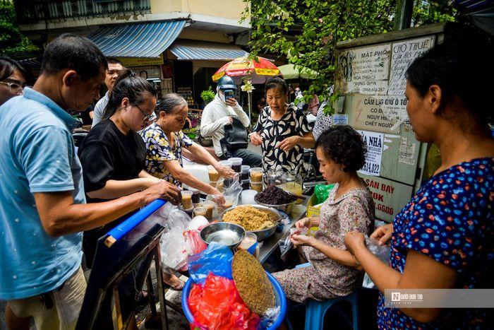 Rượu nếp đắt khách ngày Tết Đoan Ngọ-1