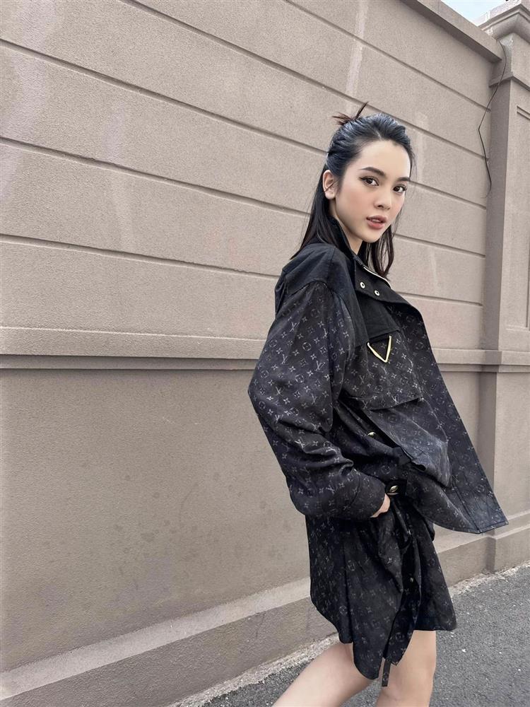 Diễn viên Quỳnh Lương xinh đẹp, giỏi kiếm tiền vẫn không dám yêu ai-4