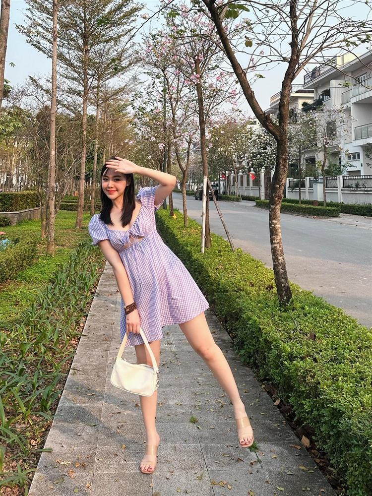 Quỳnh Kool diện váy xuyên thấu lấp ló vòng 3, bị phát giác nếp gấp vị trí đắc địa-10