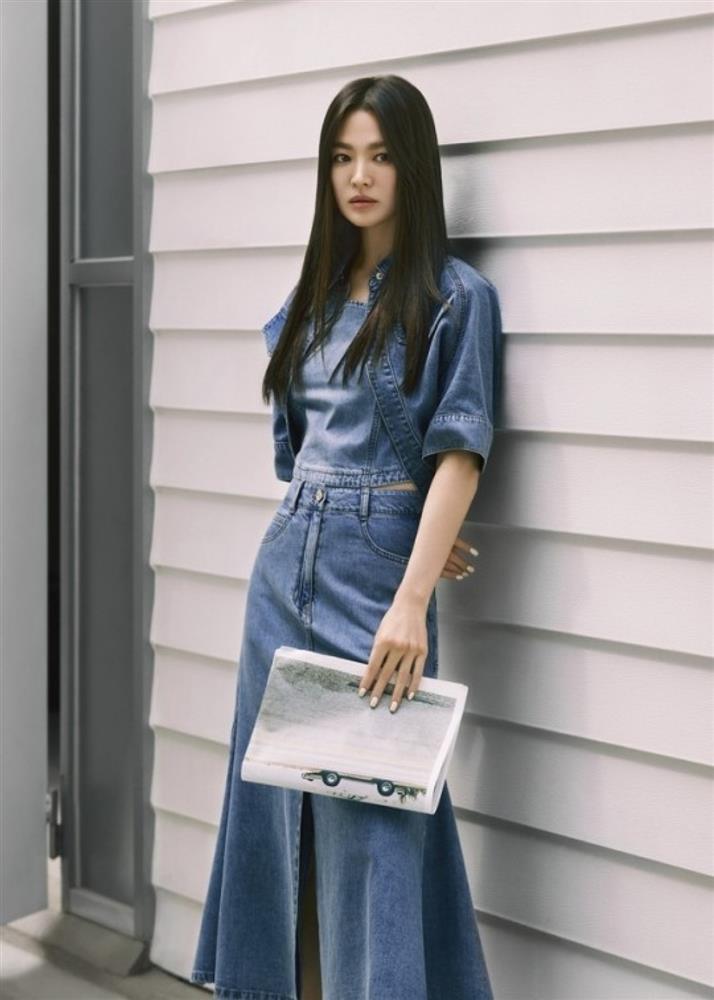 Song Hye Kyo vẫn trẻ đẹp hút hồn ở tuổi 42-2