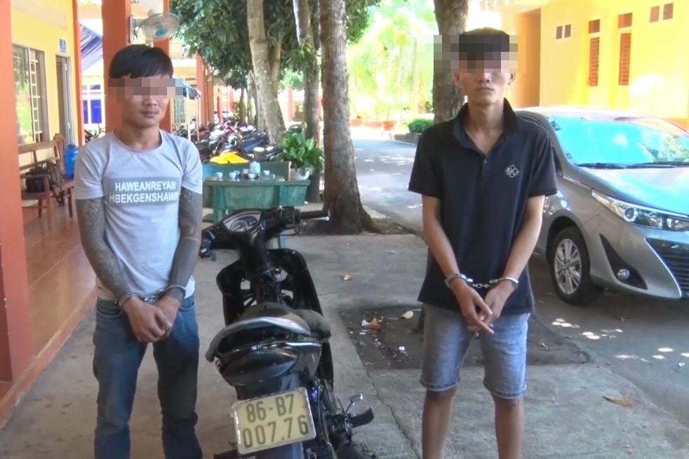 Bắt 3 đối tượng trong 2 vụ cướp tài sản người đi đường ở Đồng Nai-2