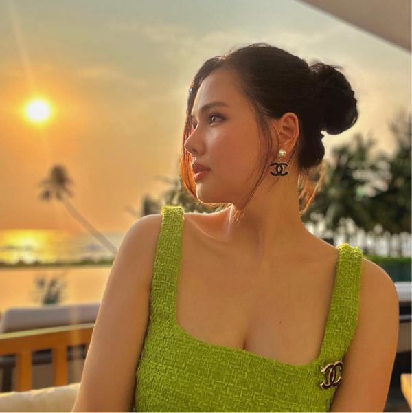 Dâu hào môn Phanh Lee sau 2 lần sinh con: Hồi dáng nhanh, da sáng mịn-5