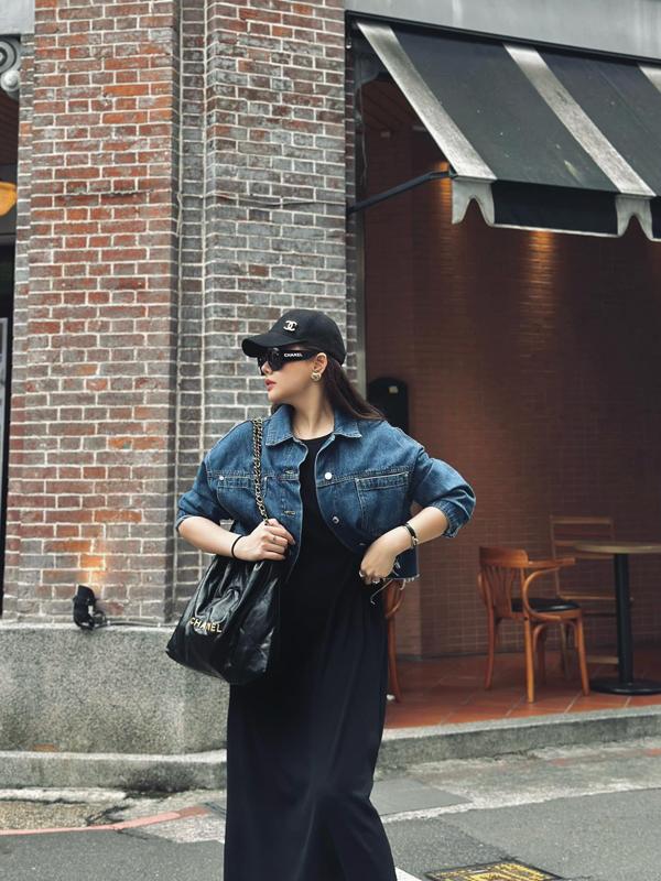 Dâu hào môn Phanh Lee sau 2 lần sinh con: Hồi dáng nhanh, da sáng mịn-7