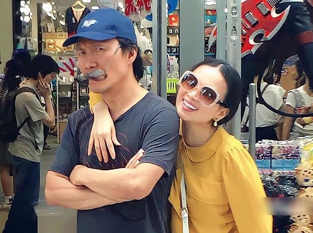 Em gái Cẩm Ly mặc đồng điệu bên bạn trai, đẳng cấp vợ tỷ phú khó giấu-10