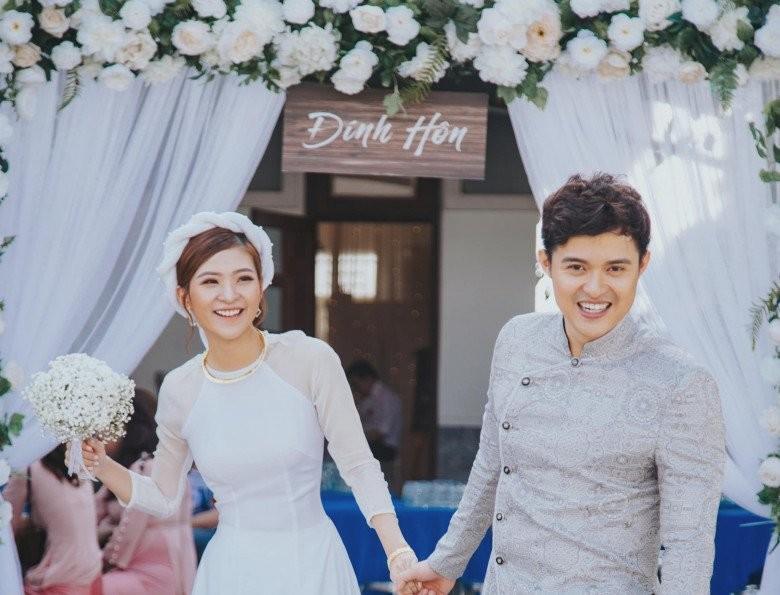 BTV Thời sự Cẩm Tú - cô gái duy nhất lấy chồng nhờ Người Ấy Là Ai đã rời VTV-2