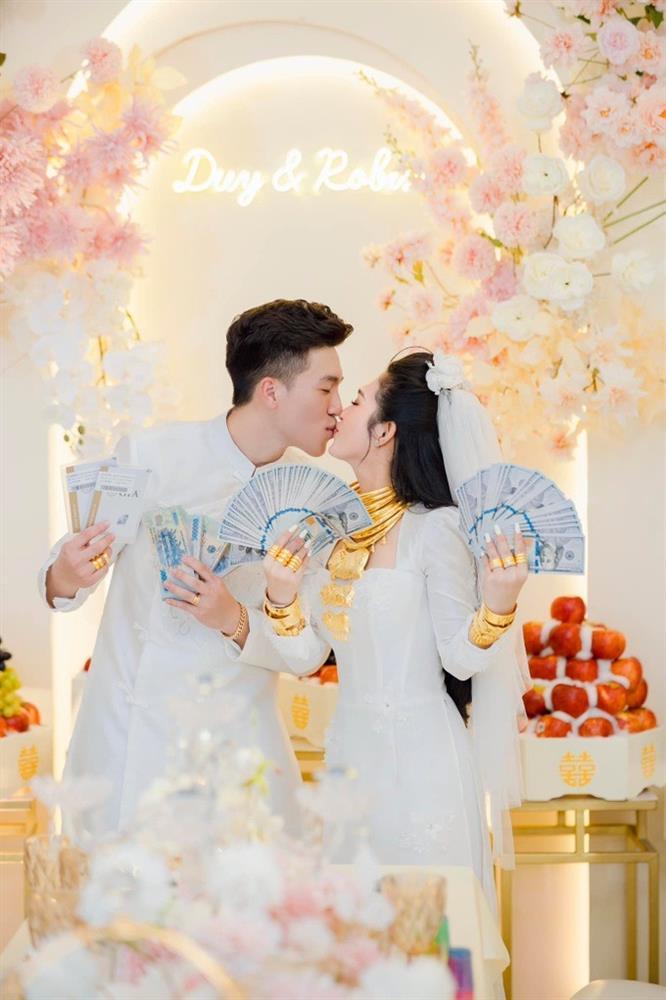 Cô dâu Long An nhận quà cưới nhà nửa triệu USD, đám cưới đãi cỗ chay-1