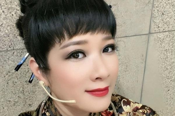 Thanh Thanh Hiền tuổi 54: Nhan sắc trẻ đẹp, lạc quan đón nhận tình yêu-11