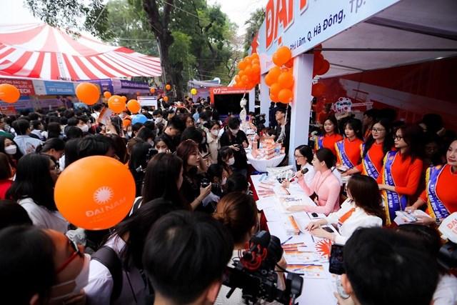 Cẩn trọng các review bóc phốt trường đại học-2