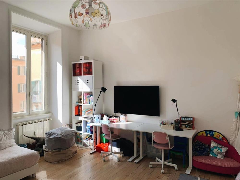 Hoa hậu từng được mệnh danh giàu nhất Việt Nam hiện sống ra sao trong căn nhà tại Ý?-8