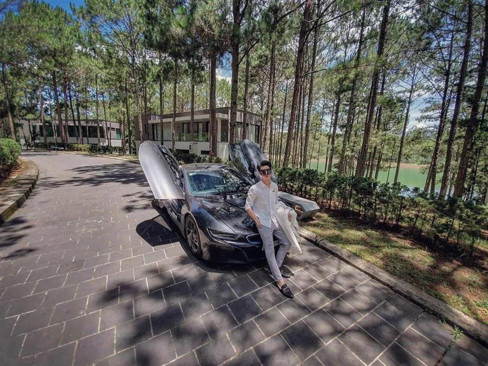 Đời thường của doanh nhân đang hẹn hò Quỳnh Lương: Đam mê mô tô, siêu xe-3