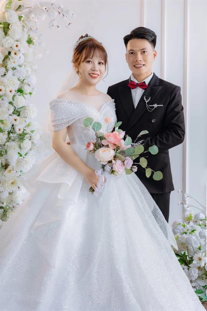 Trúng tiếng sét ái tình, cặp đôi kết hôn ngay sau 11 ngày gặp gỡ-3