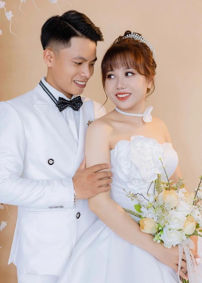 Trúng tiếng sét ái tình, cặp đôi kết hôn ngay sau 11 ngày gặp gỡ-4