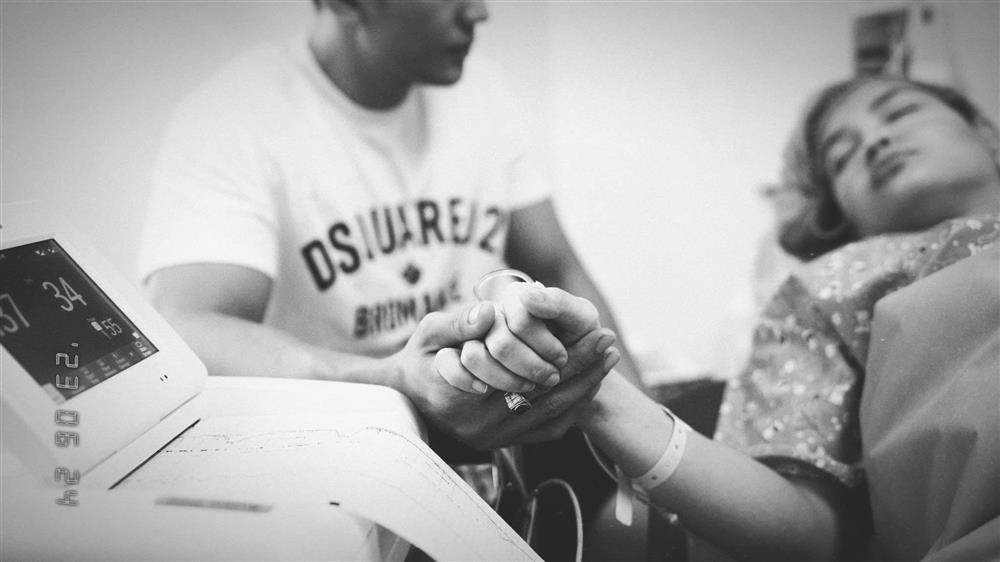 Phương Trinh Jolie hạ sinh con trai-2