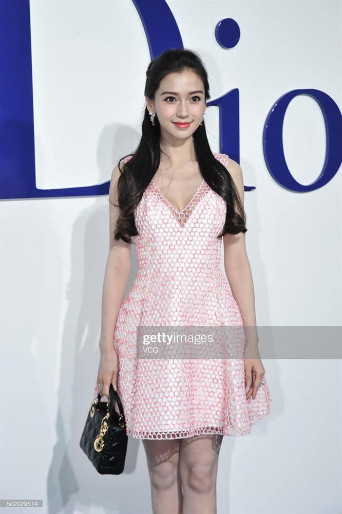 Angelababy suốt 8 năm chưa một lần bị dìm trước ống kính hung thần-1