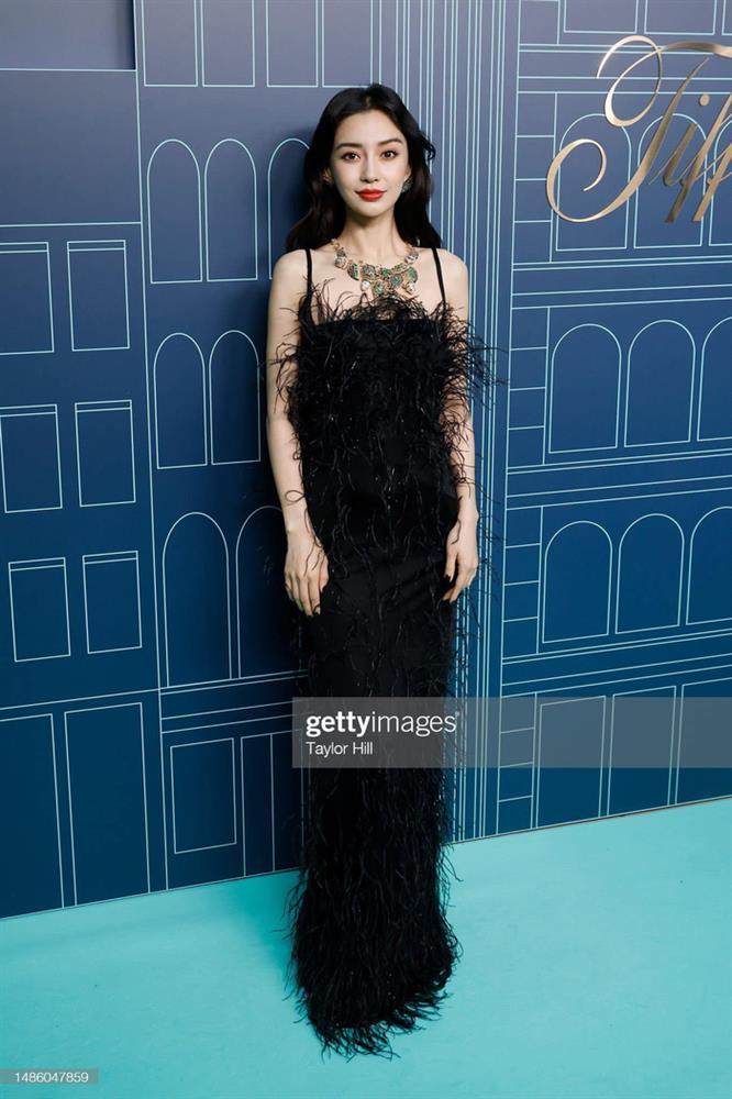 Angelababy suốt 8 năm chưa một lần bị dìm trước ống kính hung thần-10