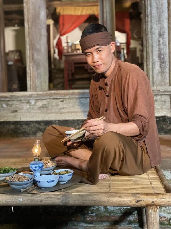 Cuộc sống không còn đau khổ vì phụ nữ của Hiệp Gà-2