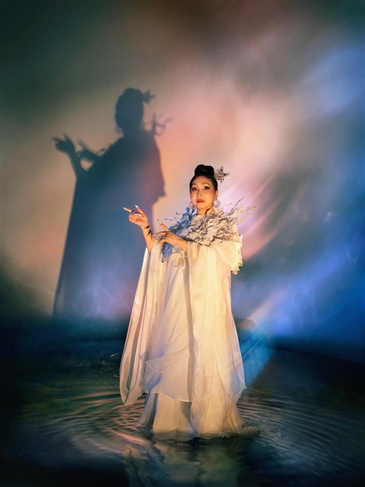 Tranh cãi MV trộn cải lương với rap của Wowy và NSND Bạch Tuyết-3