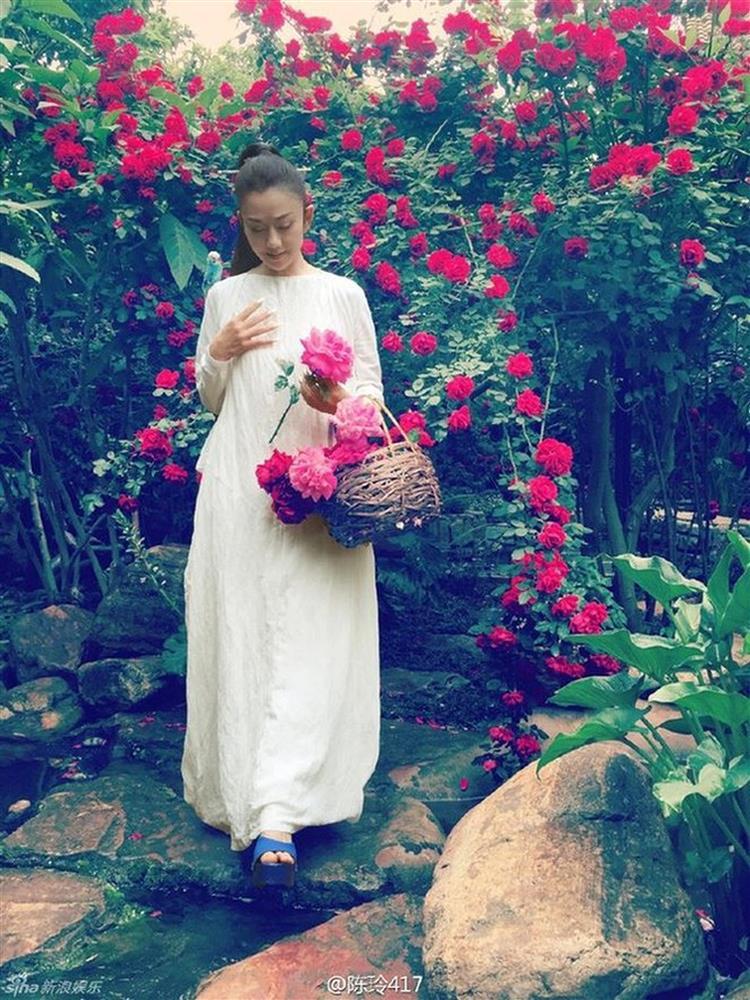 Đệ nhất mỹ nhân Trung Quốc trẻ đẹp ở tuổi U70 nhờ bí quyết lạ-7