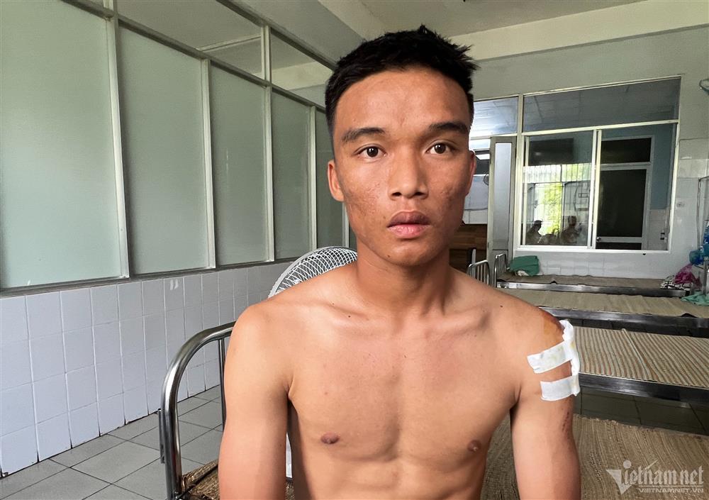 Cầu thủ trẻ gặp nạn: Nếu không nhanh tay đánh lái, chúng tôi đã lao xuống vực-2