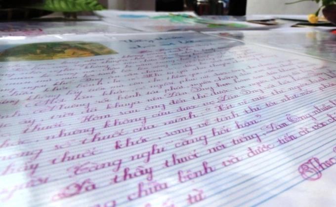 Thủ khoa chuyên văn lớp 10 làm bài thi 21 trang bị xỉa xói không não-2