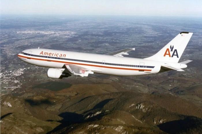 Năm 2001: Máy bay bất ngờ rụng đuôi giữa không trung, 265 người tử nạn-1