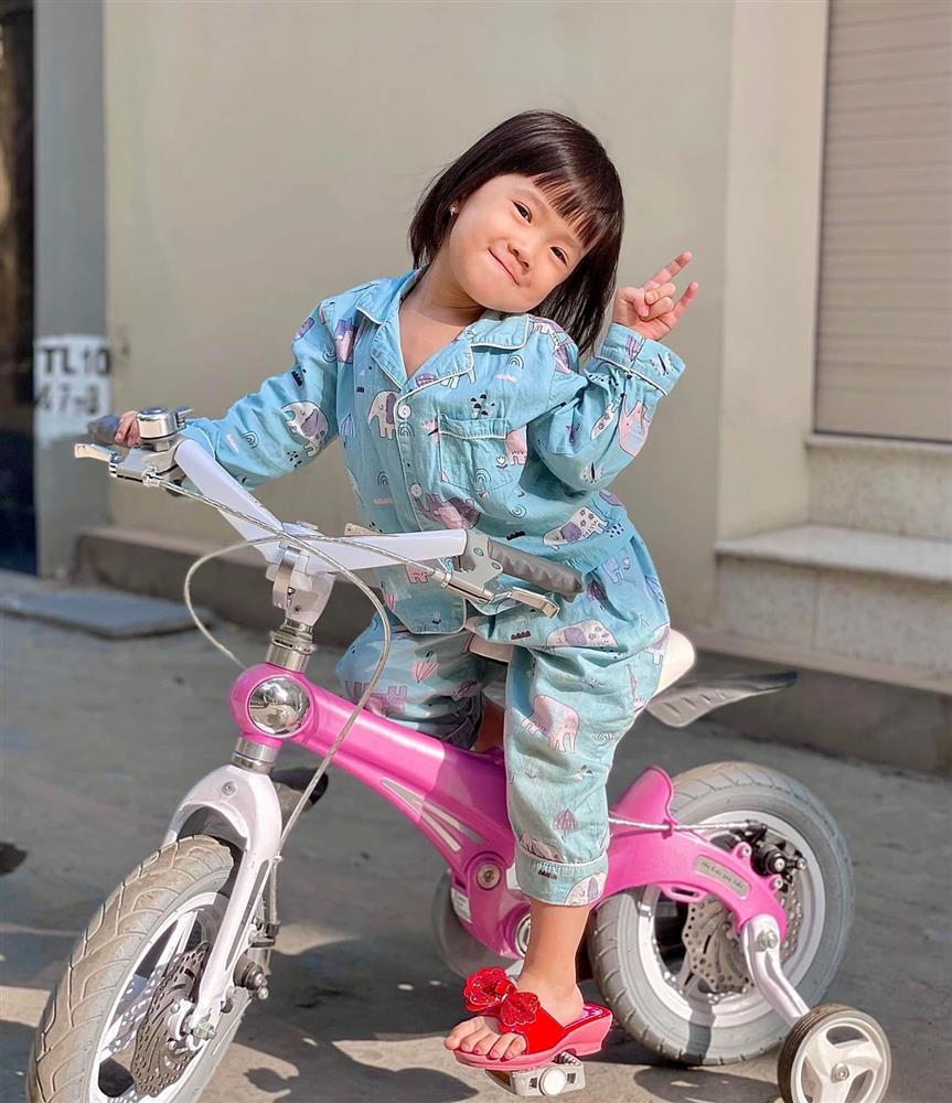 Quá đáng yêu, Cici Anh Chi có lượng fan hùng hậu không kém bố JustaTee-3