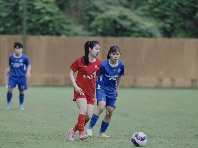 Chân dung bóng hồng xinh đẹp giúp tuyển nữ Việt Nam tiến thẳng World Cup 2023-10