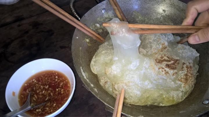 Cả tuổi thơ ùa về với món bột sắn chấm nước mắm của người Bình Định-1