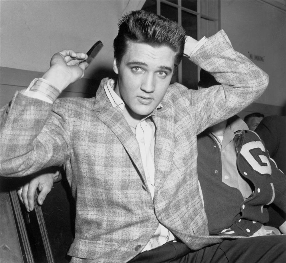 Huyền thoại Elvis tự tử vì sở thích yêu những bé gái 14 tuổi-1