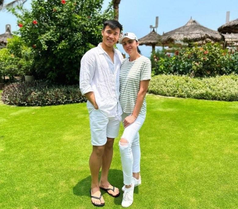 Mẹ vợ Tiến Dũng sinh ở nơi phụ nữ đẹp nhất thế giới, mẹ vợ tương lai Văn Hậu càng xuýt xoa-7