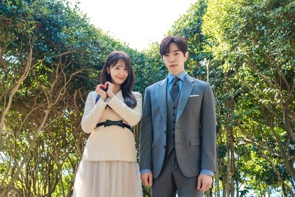 Yoona (SNSD) và Junho (2PM) bí mật hẹn hò?-2